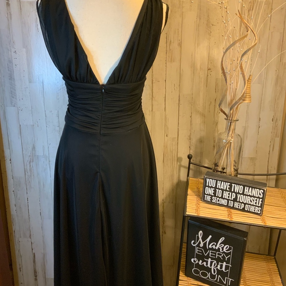 Connected apparel little black dress. Size 6. - Picture 4 of 5